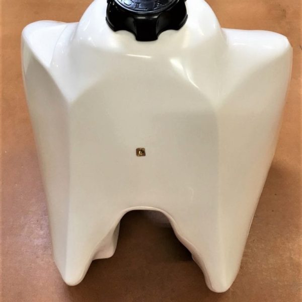 XR600R (1988-2000) 5.0 GAL. #11304